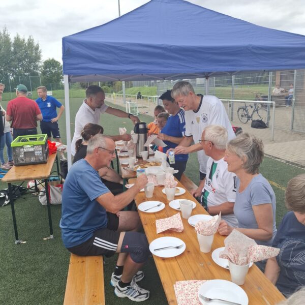 202508_Kaffeetafel_Aktiv_Gehfußball_7