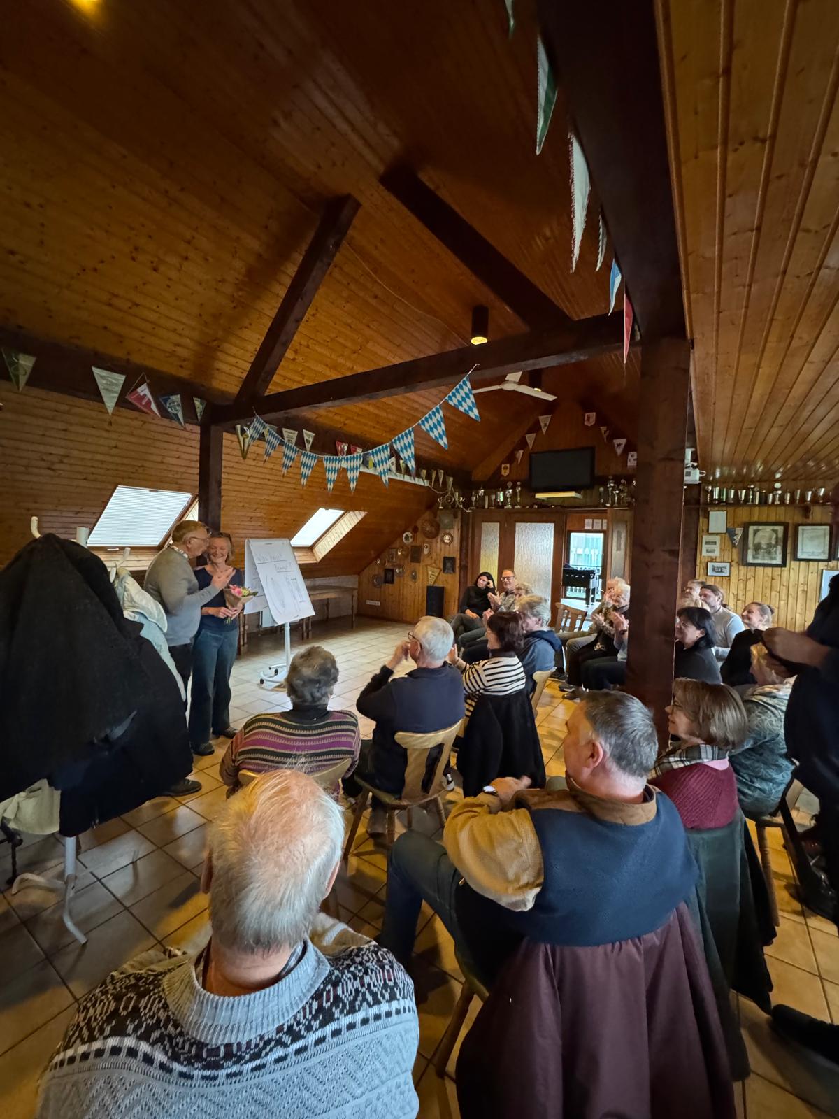 Du betrachtest gerade Kaffeetafel Aktiv
